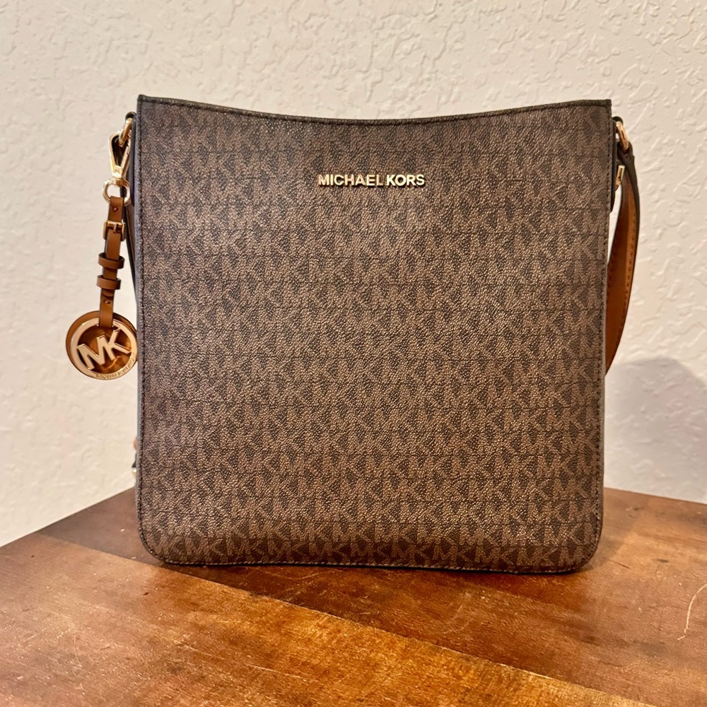 Michael Kors, large messenger bag, brown